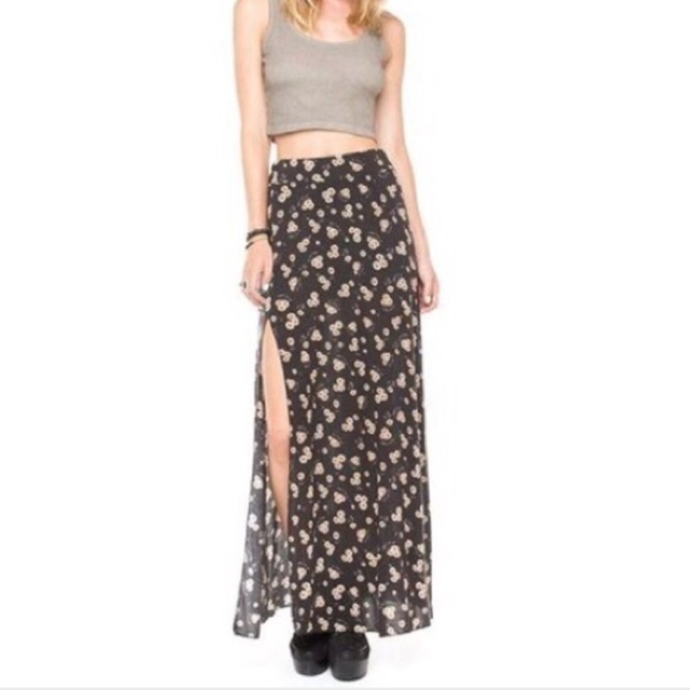 Brandy Melville Sunflower Maxi Skirt